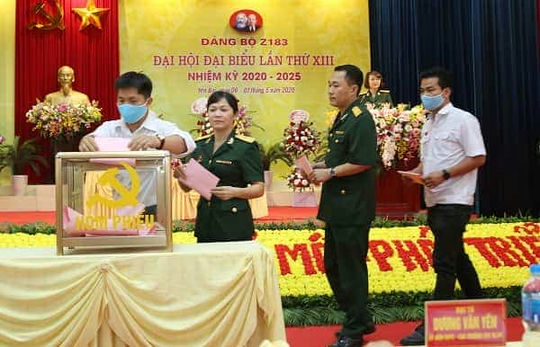 <span>Bỏ phiếu bầu Ban chấp hành Đảng bộ Z183 nhiệm kỳ 2020 -2025.</span>
